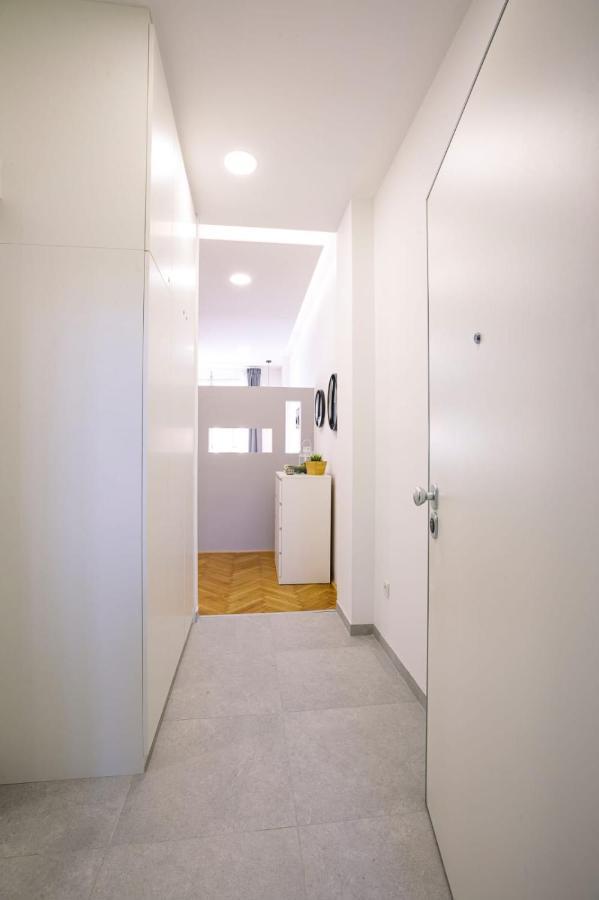 Studio Apartman Leon, Gajeva 7 ザグレブ エクステリア 写真
